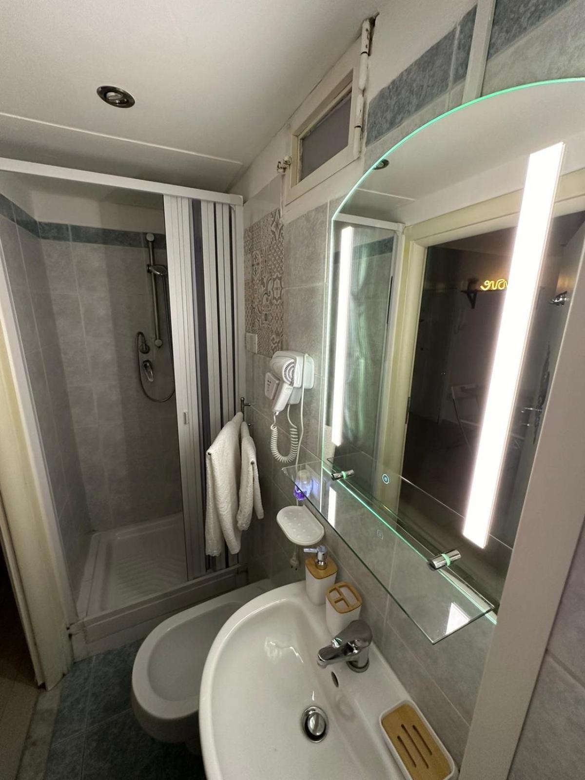 Vesuvia Guest House ナポリ エクステリア 写真